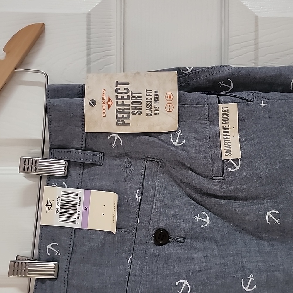 DOCKERS Men's PERFECT SHORT CLASSIC FIT SIZE 38 Blue Anchor NWT - Picture 4 of 7